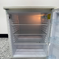 VWR SCUCFS-0404 Undercounter Refrigerator image 2